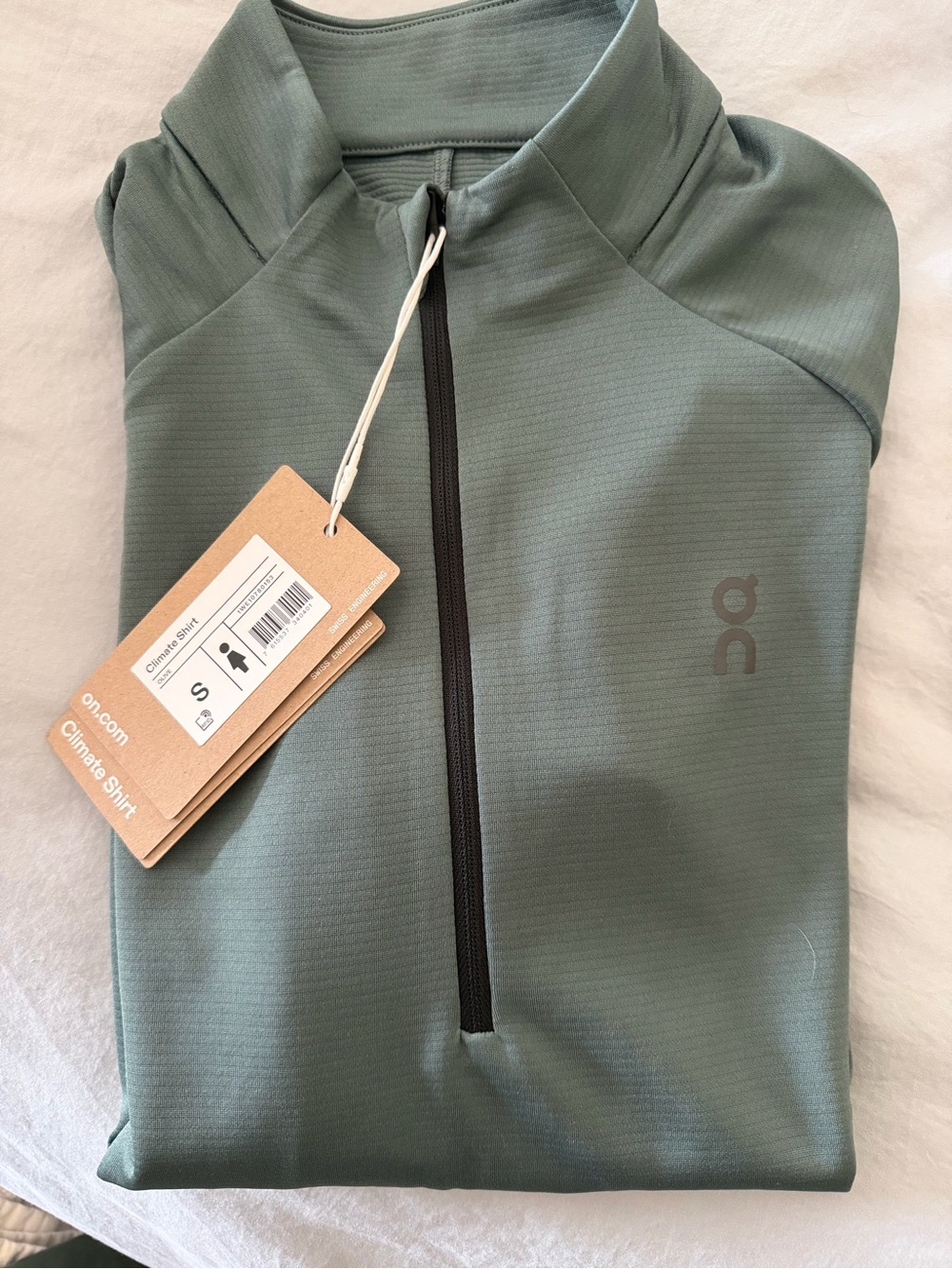 On Running Lightweight Long-Sleeve Half-Zip Top in Sage Green- climate shirt - Picture 2 of 5
